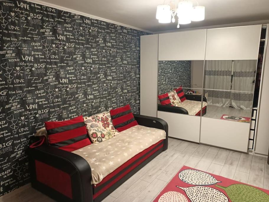 Private Room Near 3 Min Metrou Crangasi, 40 M2 Bucureşti Eksteriør bilde