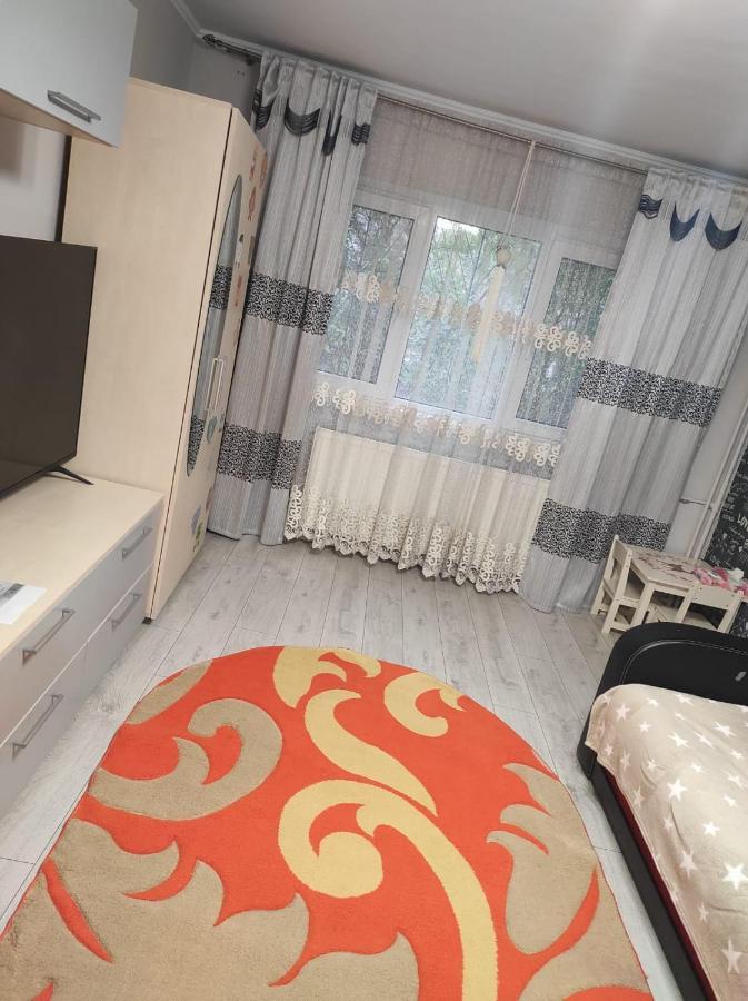 Private Room Near 3 Min Metrou Crangasi, 40 M2 Bucureşti Eksteriør bilde